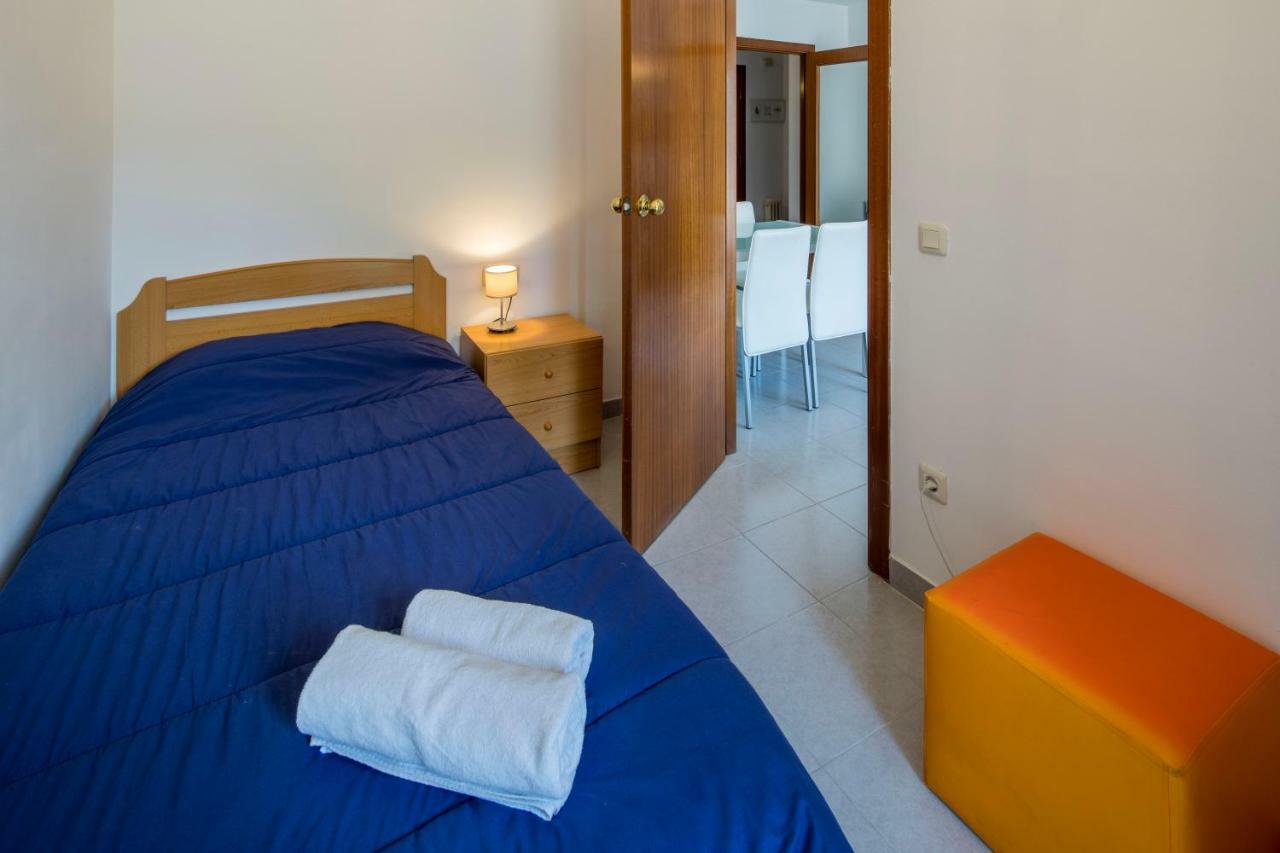 Apartamento Castell De Perelada Apartment Херона Екстериор снимка
