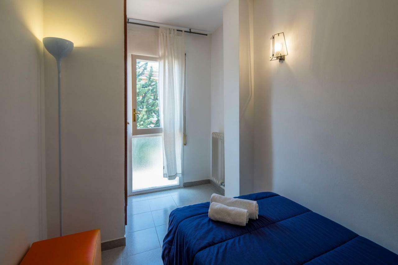 Apartamento Castell De Perelada Apartment Херона Екстериор снимка