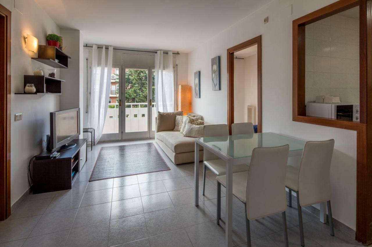 Apartamento Castell De Perelada Apartment Херона Екстериор снимка